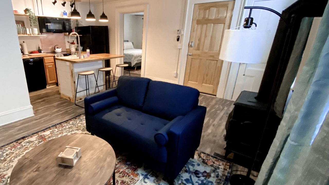 Photo of Livingroom in Old North End