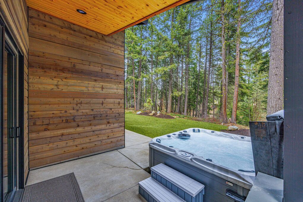 Photo of Outdoor in Roslyn