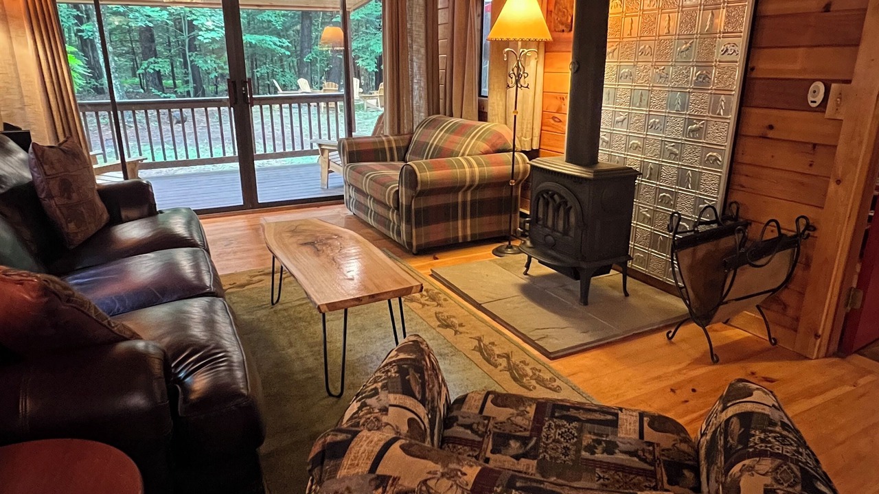Photo of Livingroom in Greenfield Center