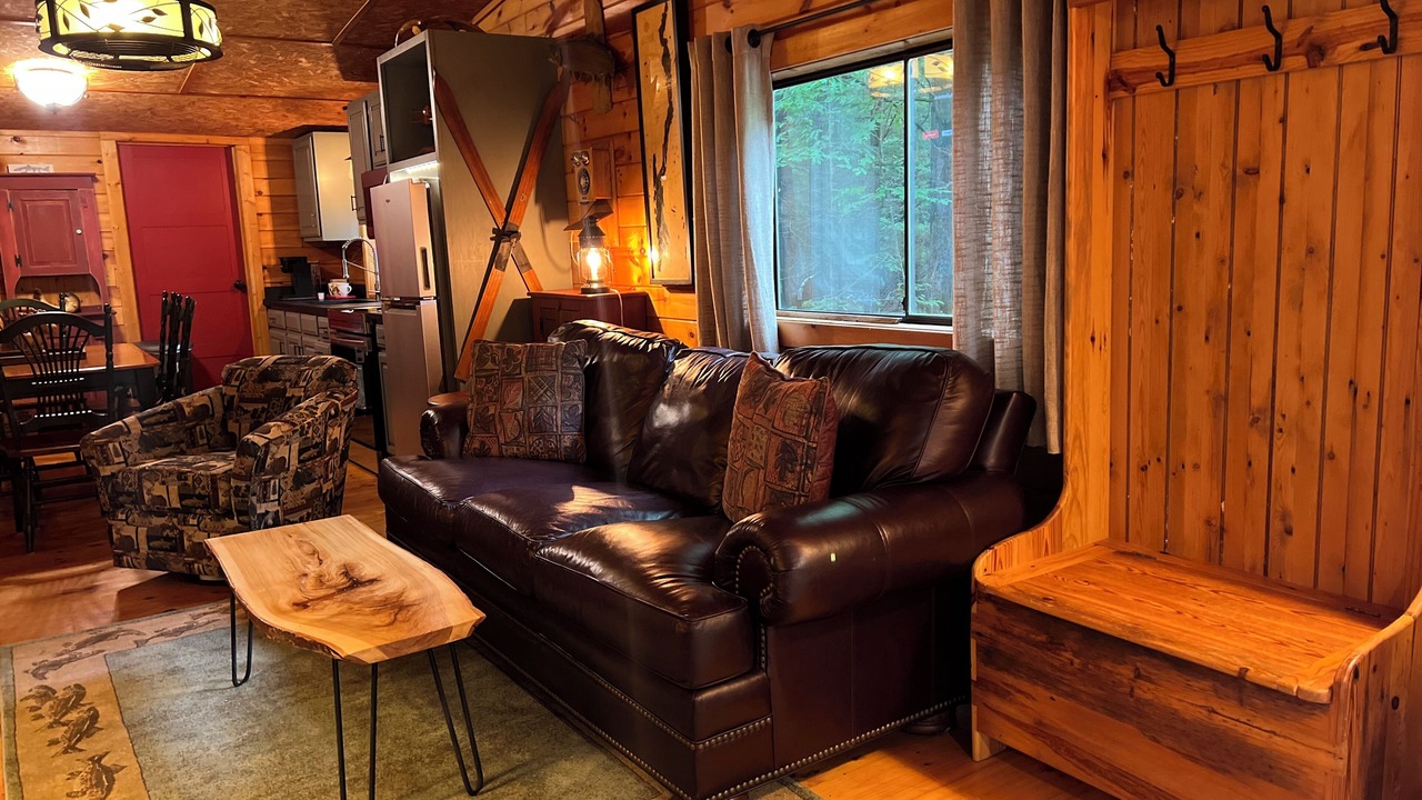 Photo of Livingroom in Greenfield Center