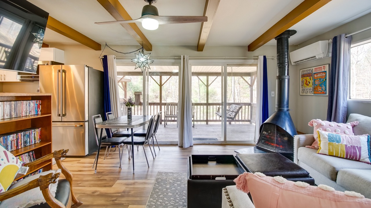 Photo of Livingroom in Broadway