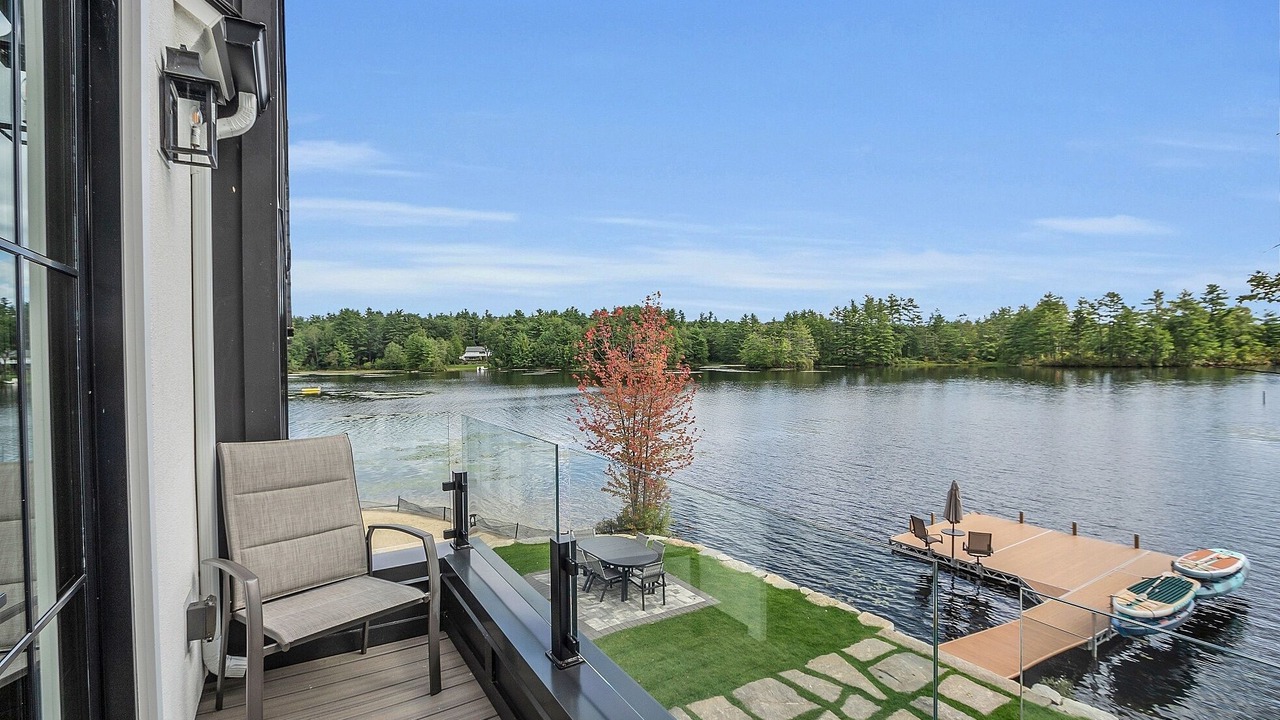 Photo of Patio Balcony in Winchendon