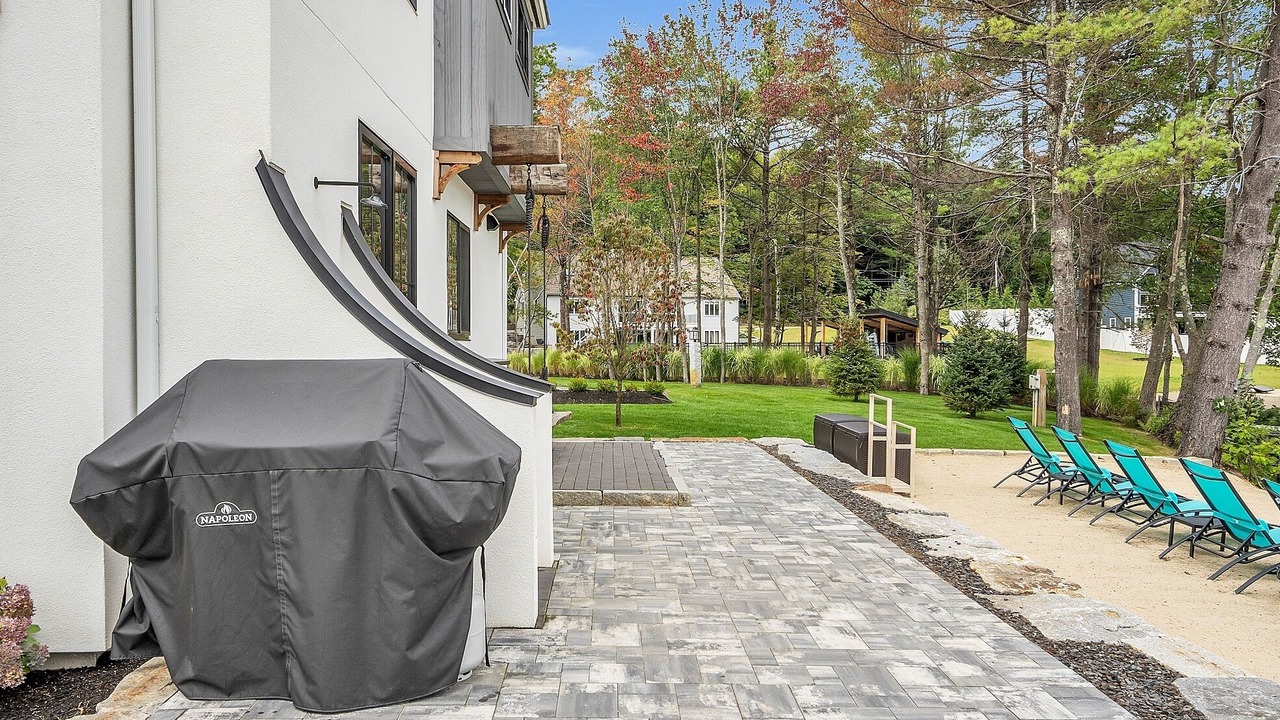 Photo of Patio Balcony in Winchendon