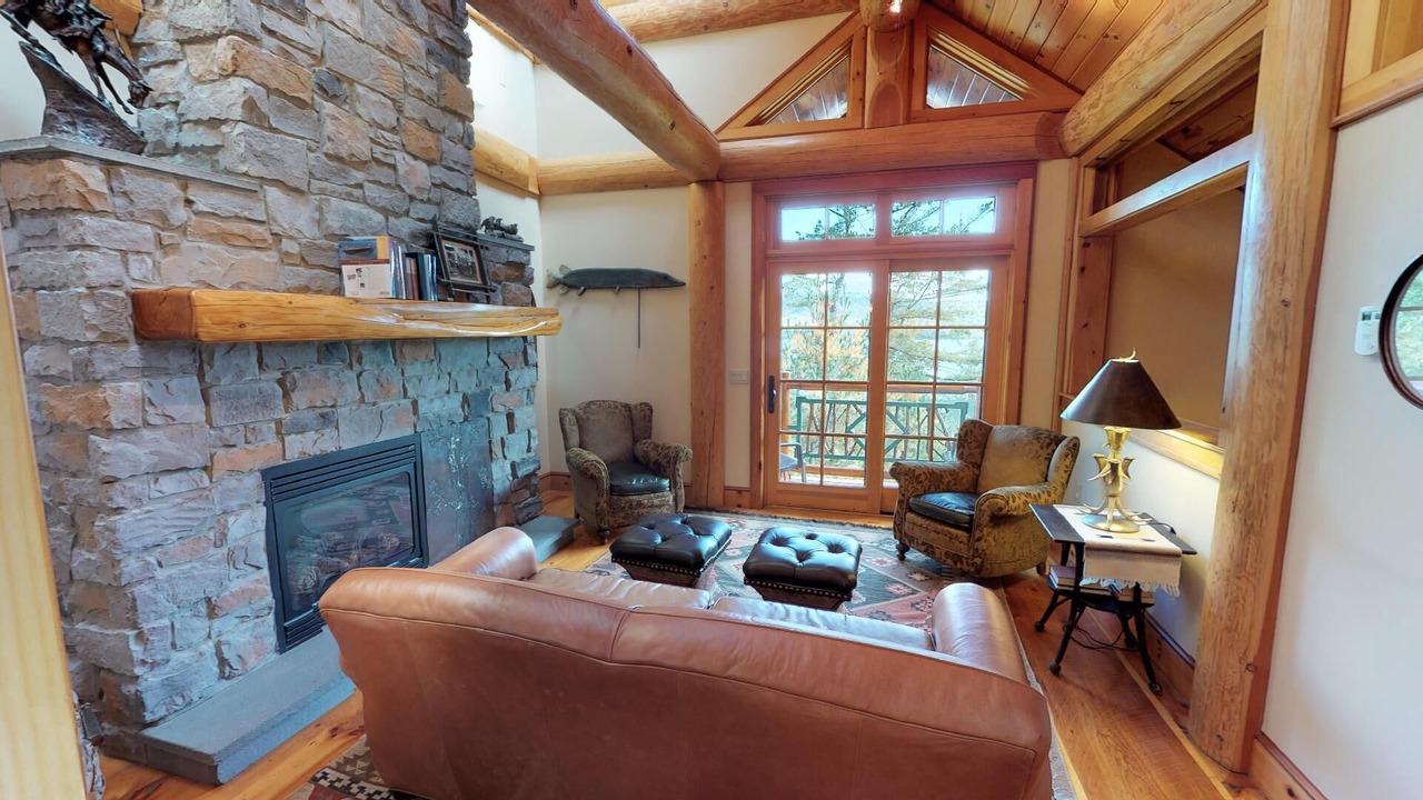 Photo of Livingroom in Cooperstown - Otsego Lake