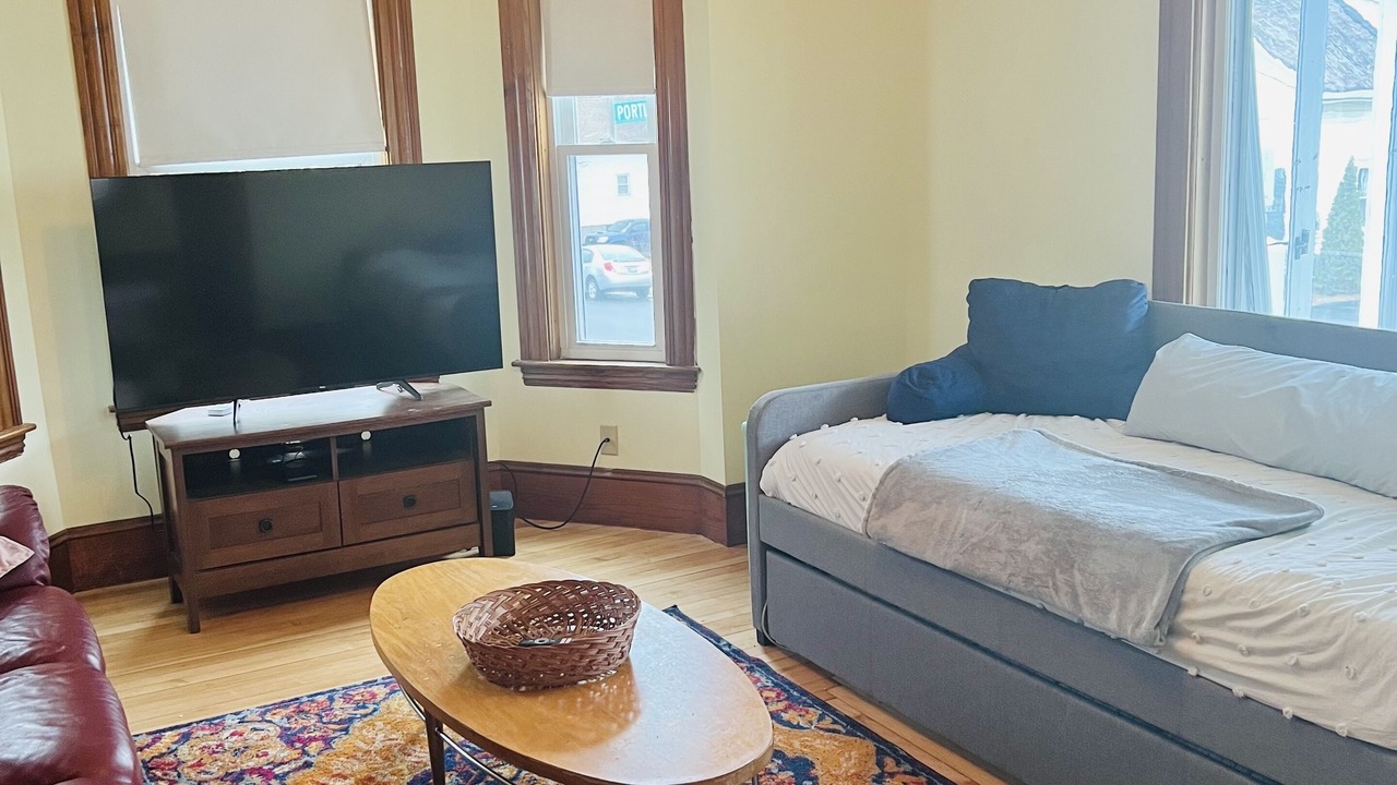 Photo of Livingroom in Somersworth
