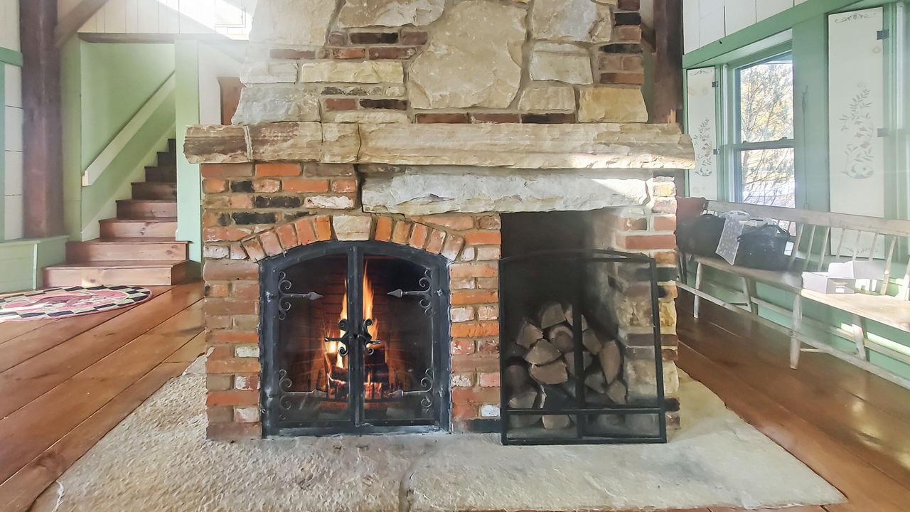 Photo of Livingroom in Brandon