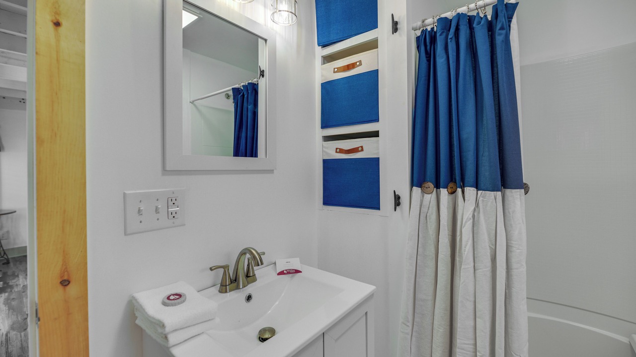Photo of Bathroom in Valois