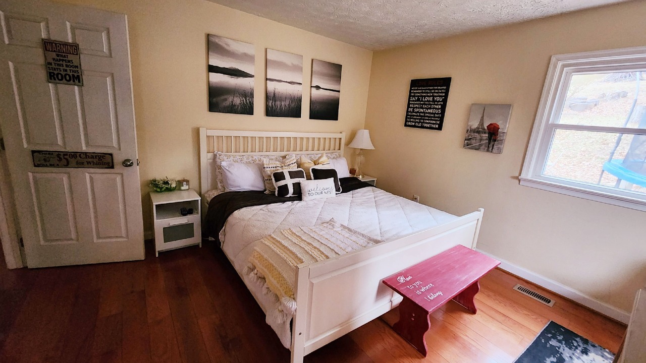 Photo of Bedroom in Linden