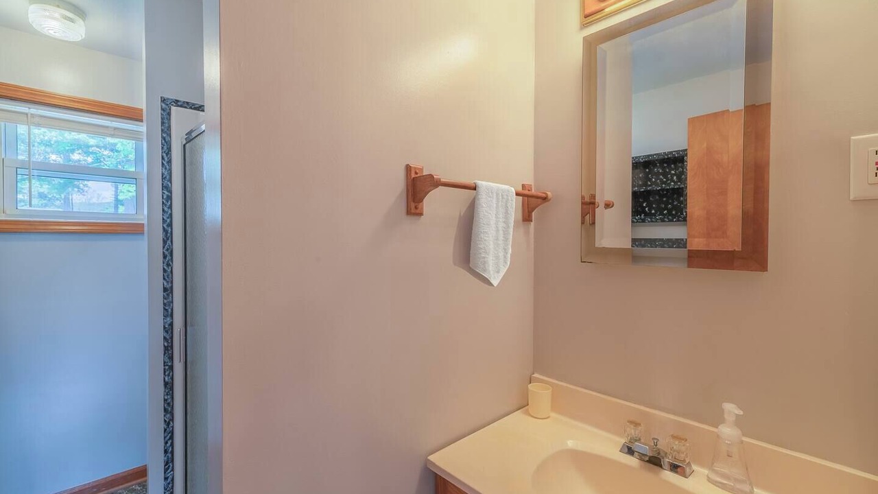 Photo of Bathroom in New River