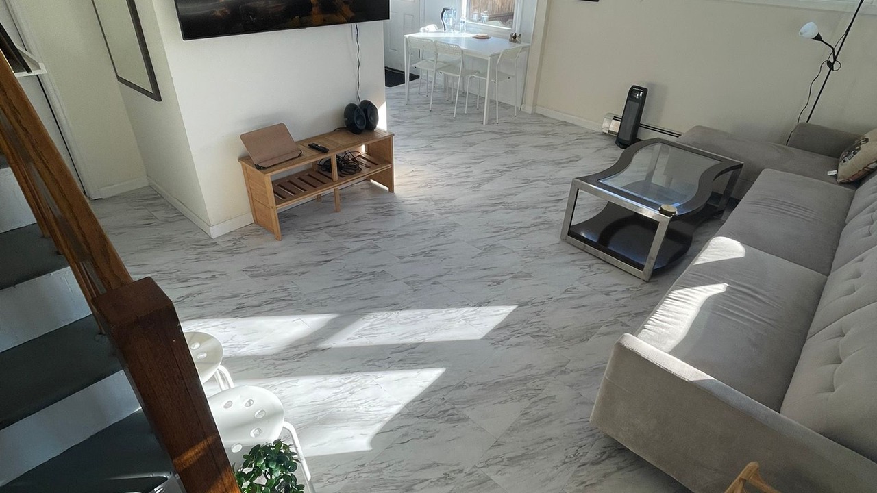 Photo of Livingroom in Garden City Park