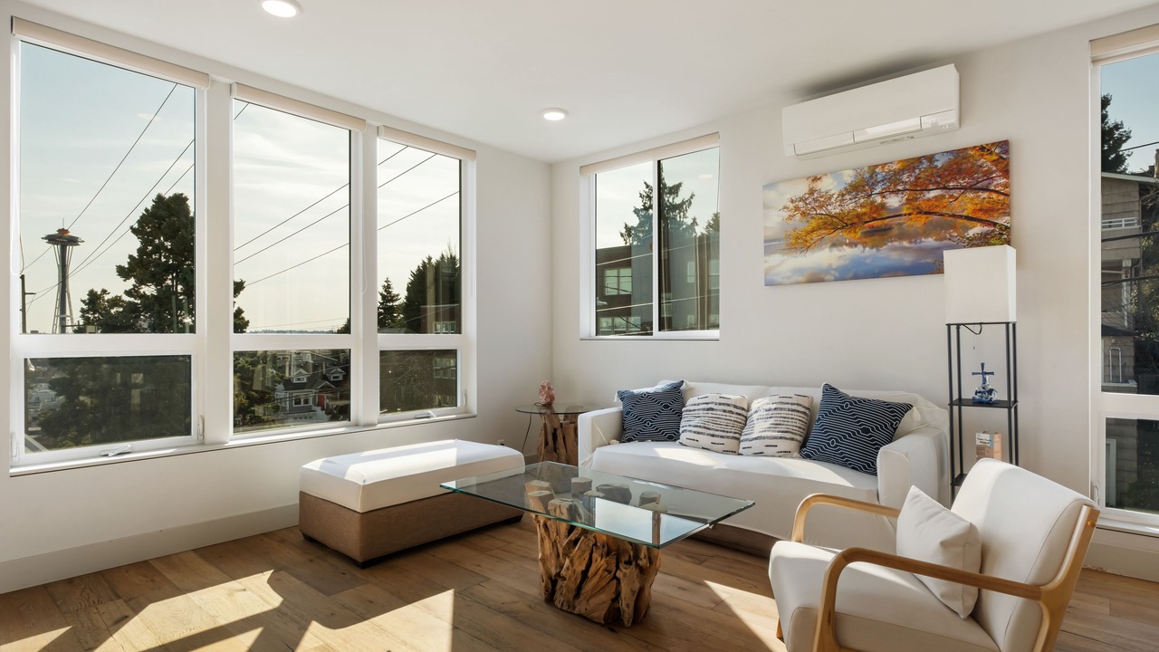 Photo of Livingroom in Lower Queen Anne