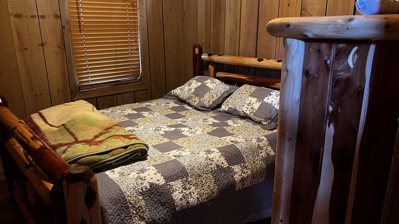 Photo of Bedroom in Lawrenceburg
