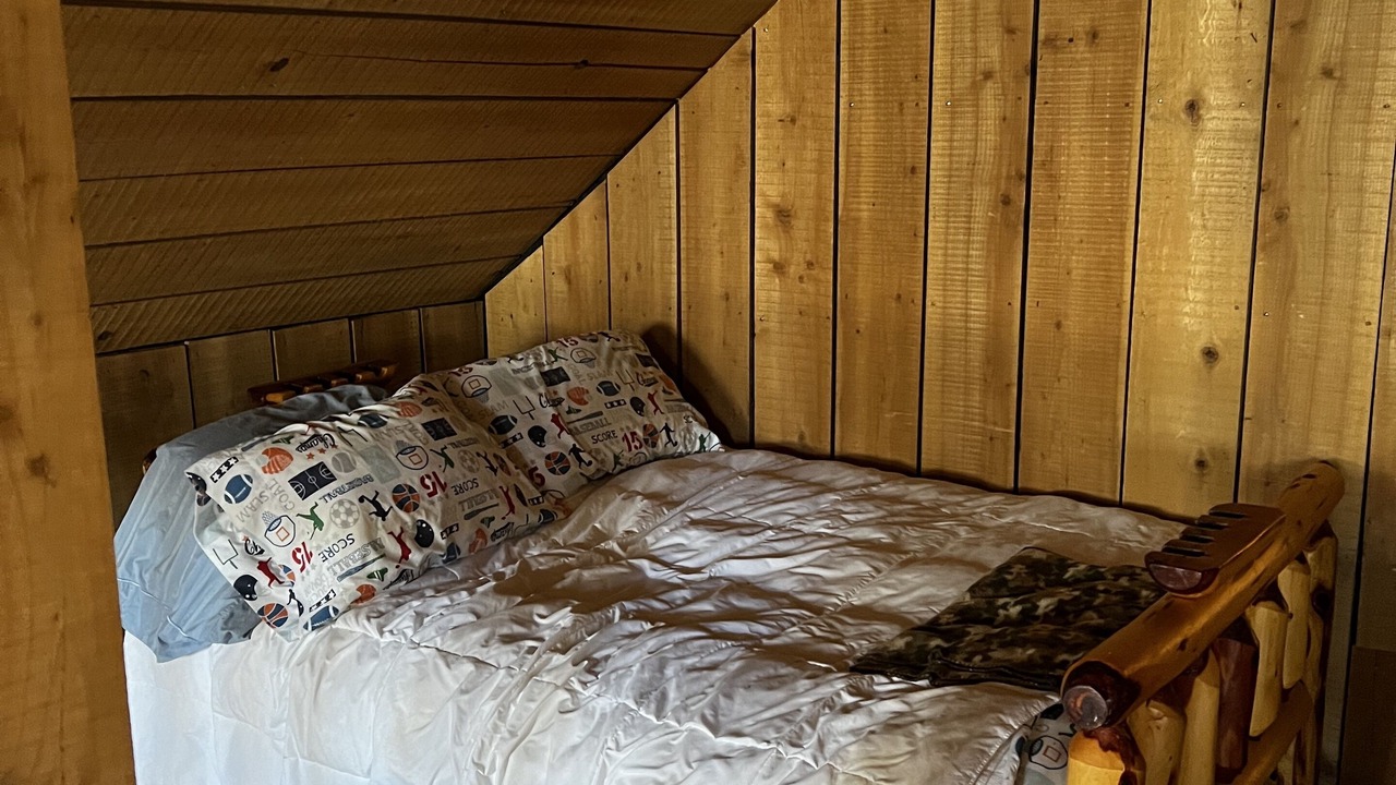 Photo of Bedroom in Lawrenceburg
