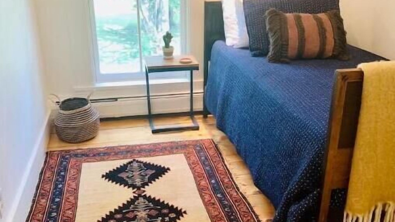 Photo of Bedroom in East Calais