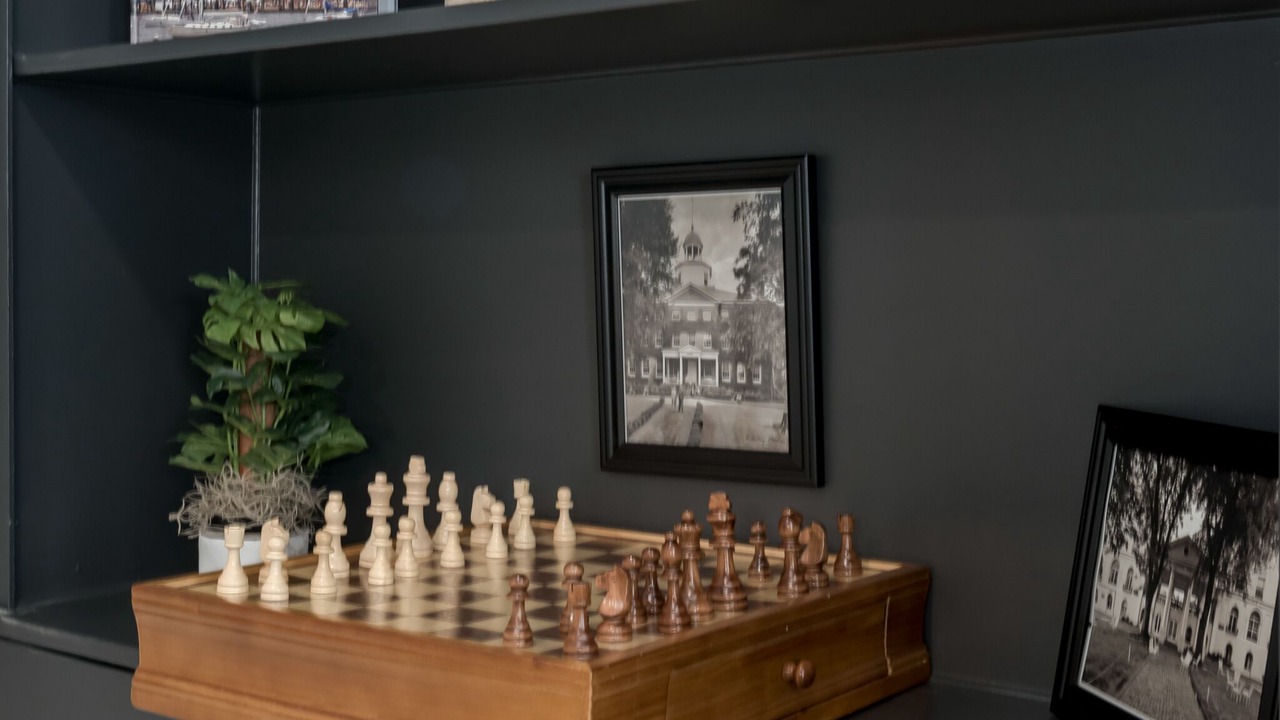 Photo of Livingroom in Historic District