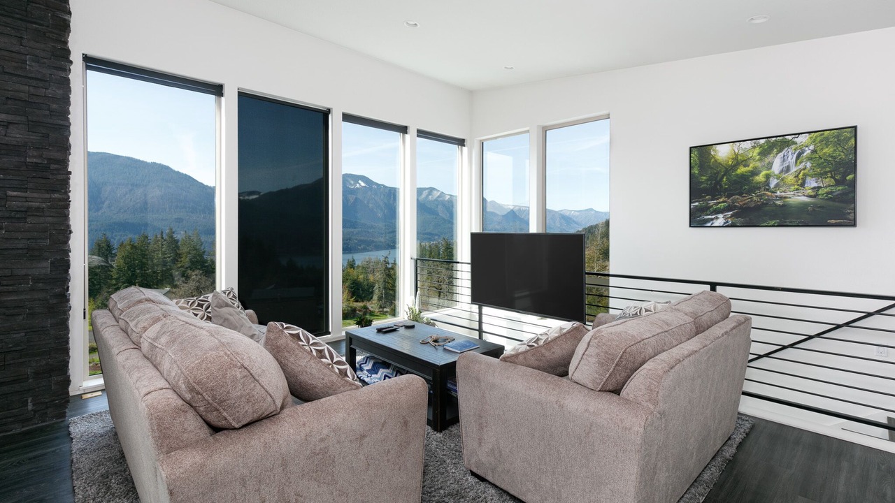 Photo of Livingroom in Carson
