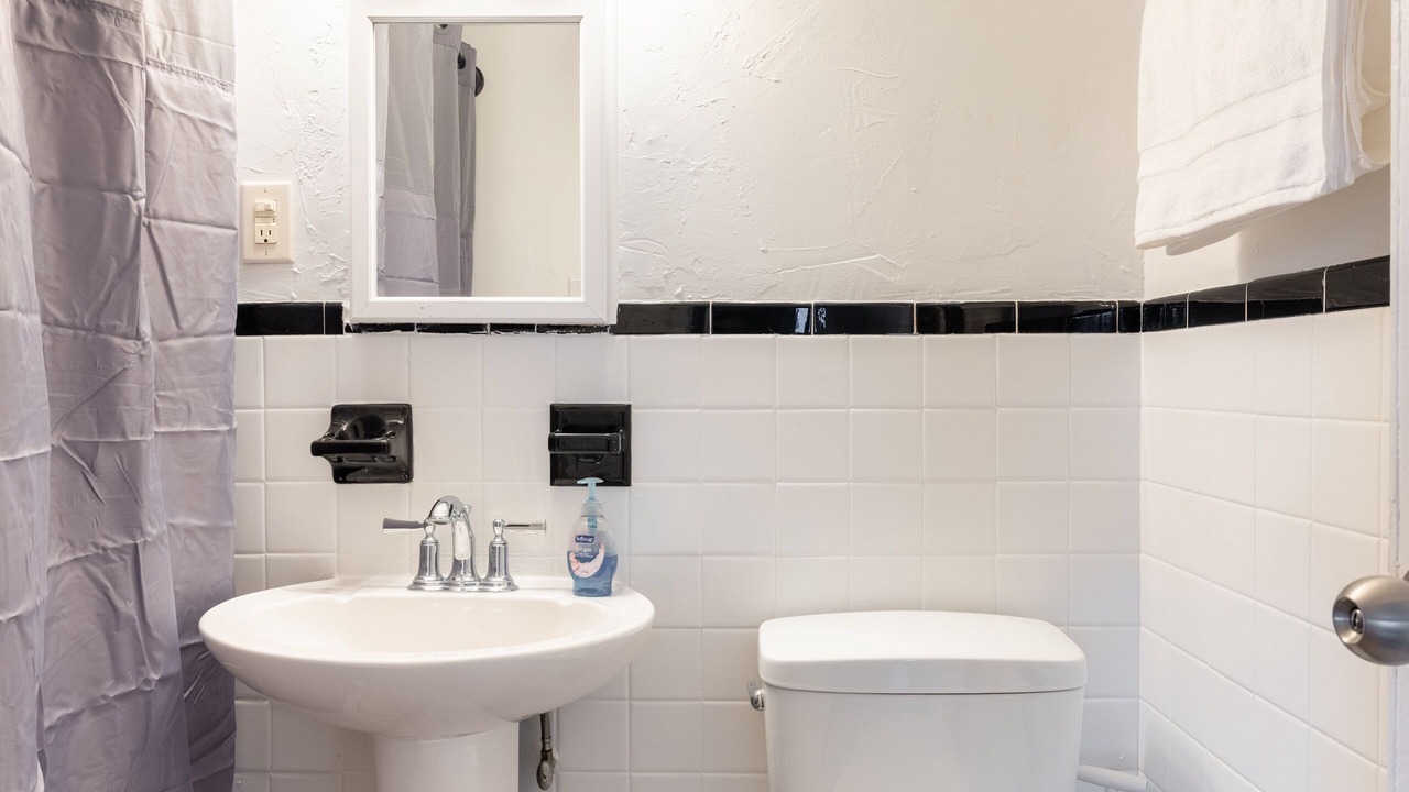 Photo of Bathroom in Fairview Park