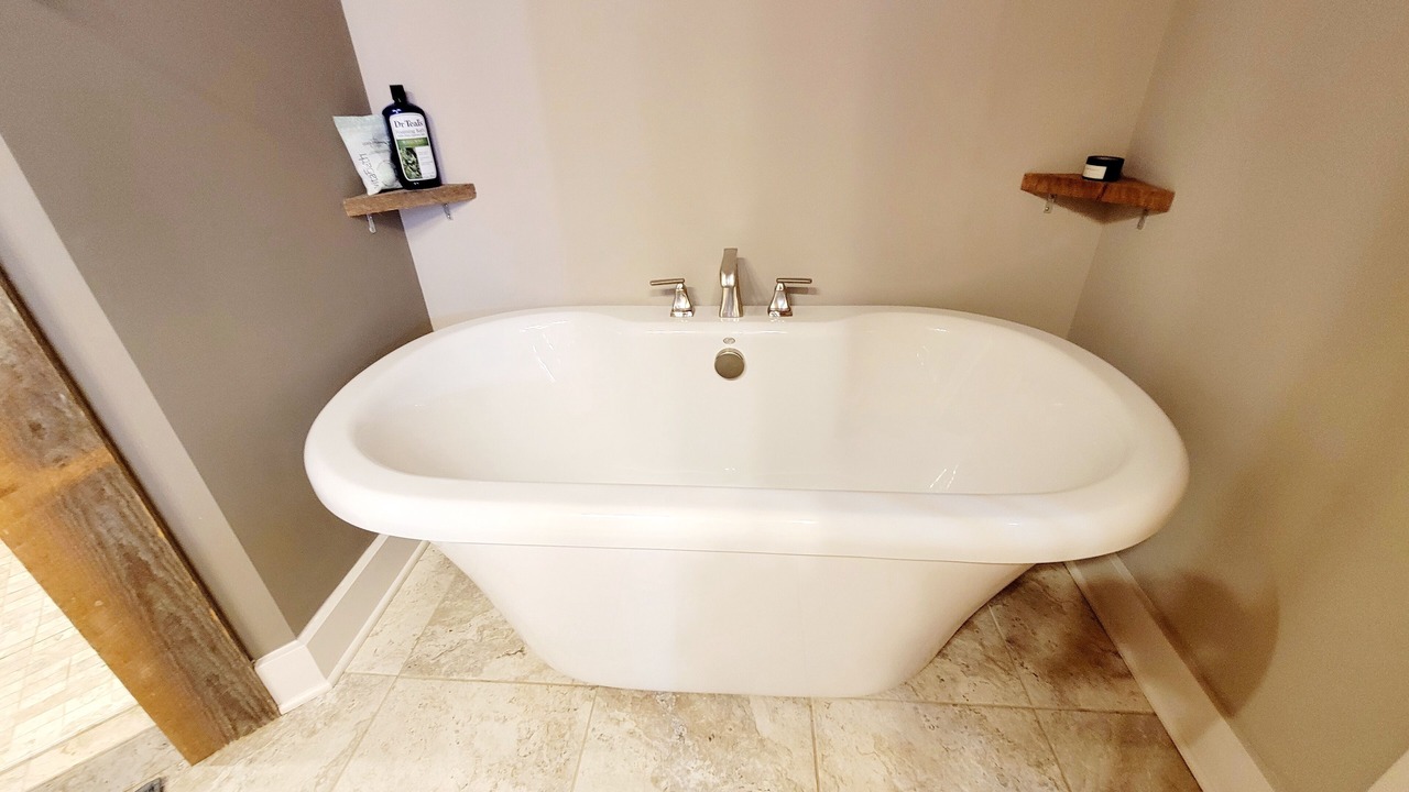 Photo of Bathroom in Central Business District