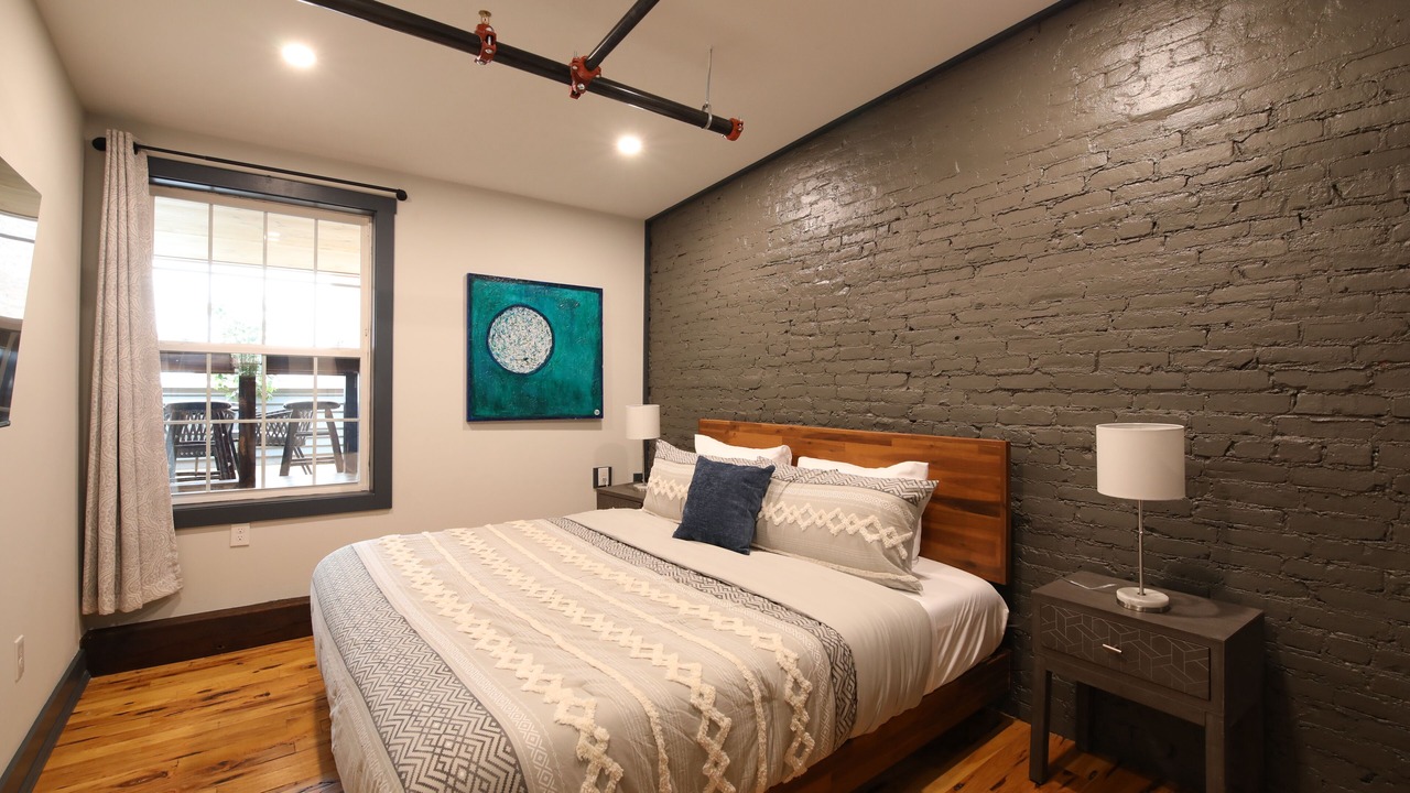 Photo of Bedroom in Glens Falls