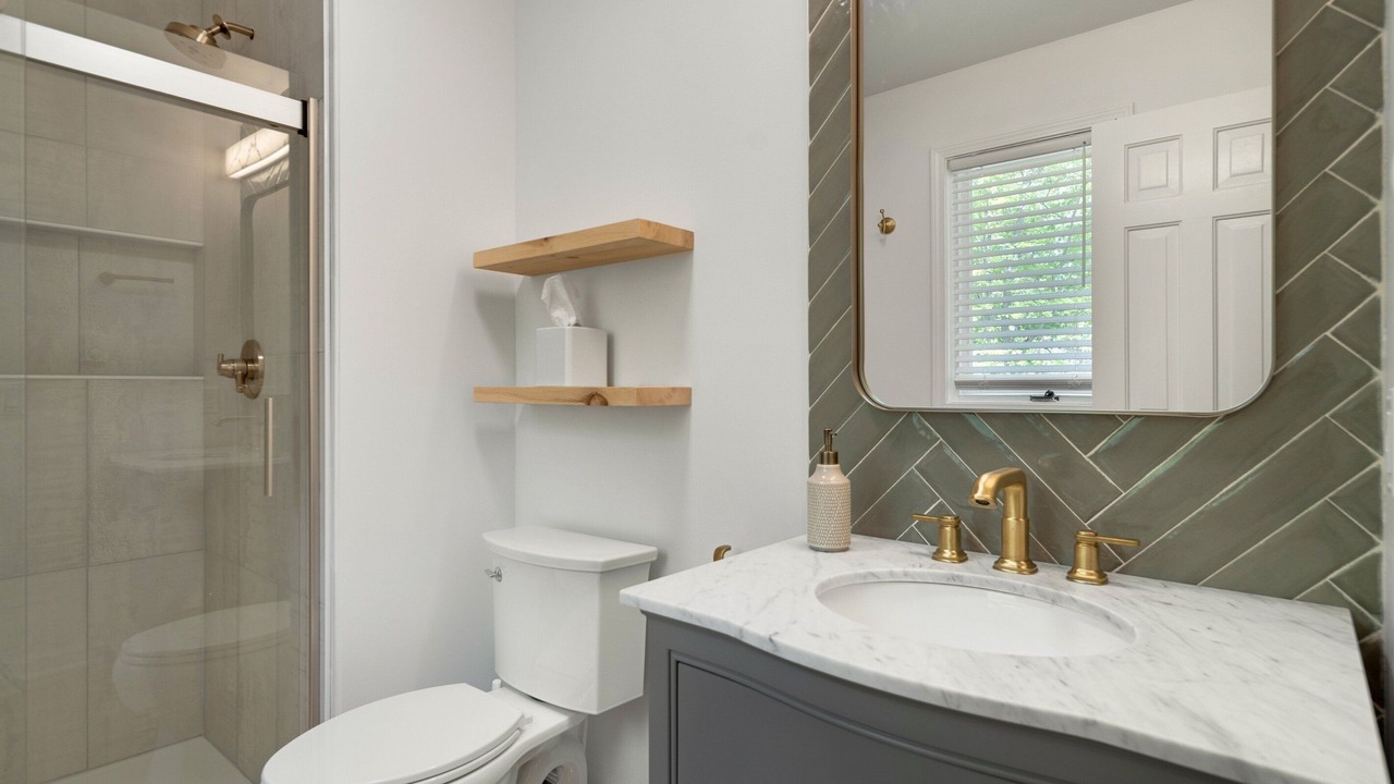 Photo of Bathroom in Ovid