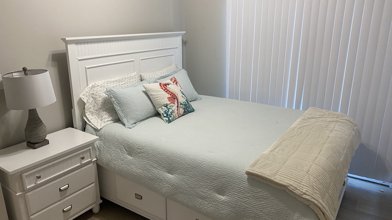 Photo of Bedroom in Culloden Shores