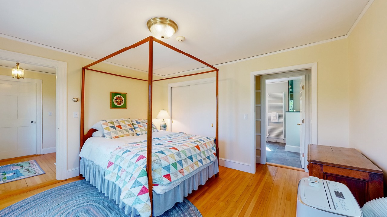 Photo of Bedroom in Brunswick