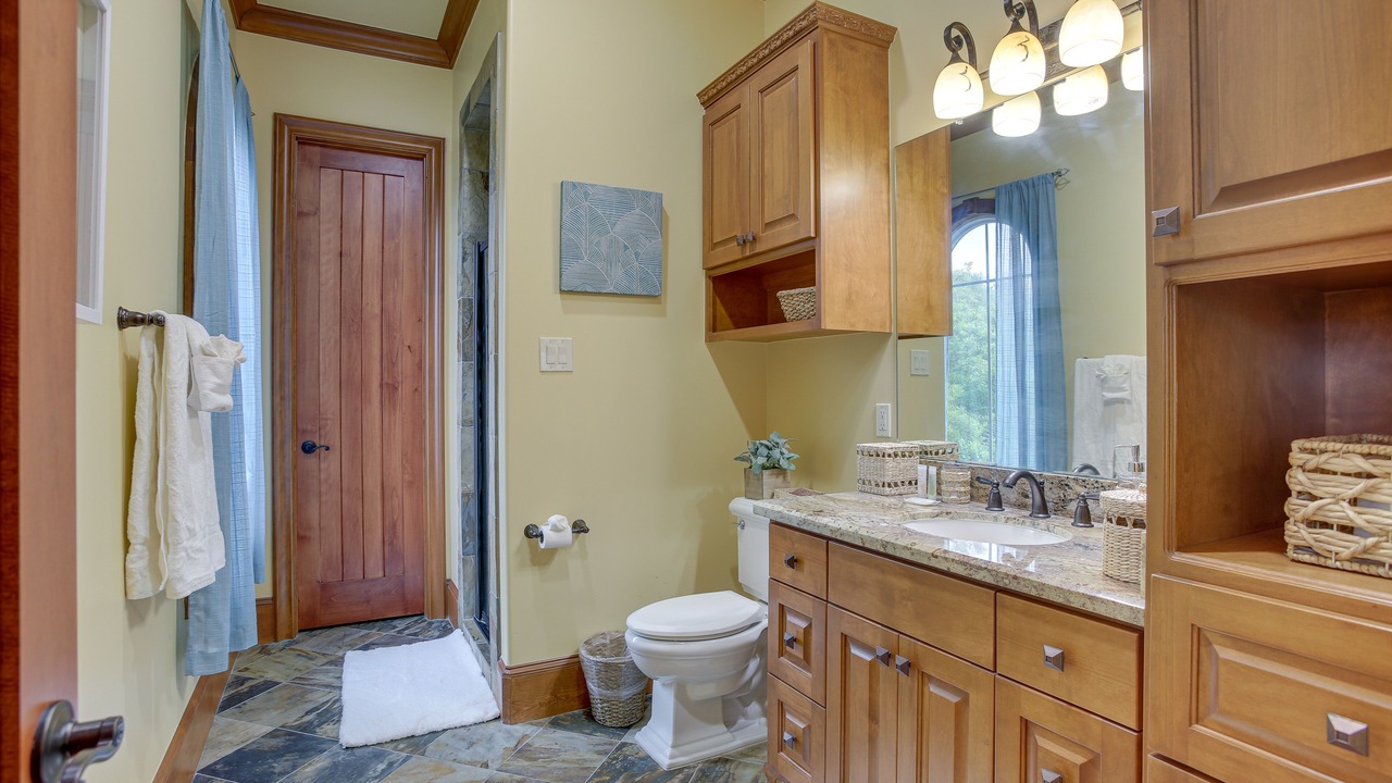 Photo of Bathroom in Dickinson