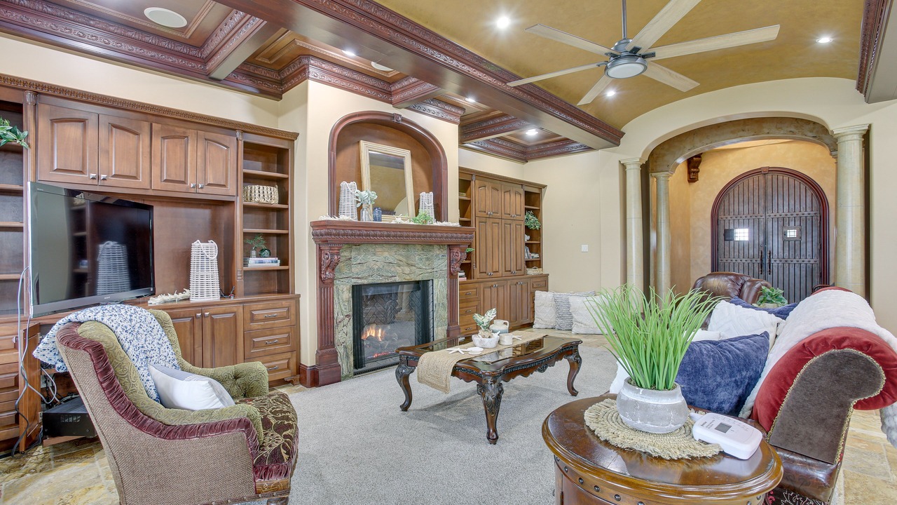 Photo of Livingroom in Dickinson