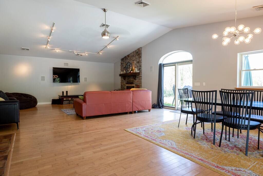 Photo of Livingroom in Town of Schodack
