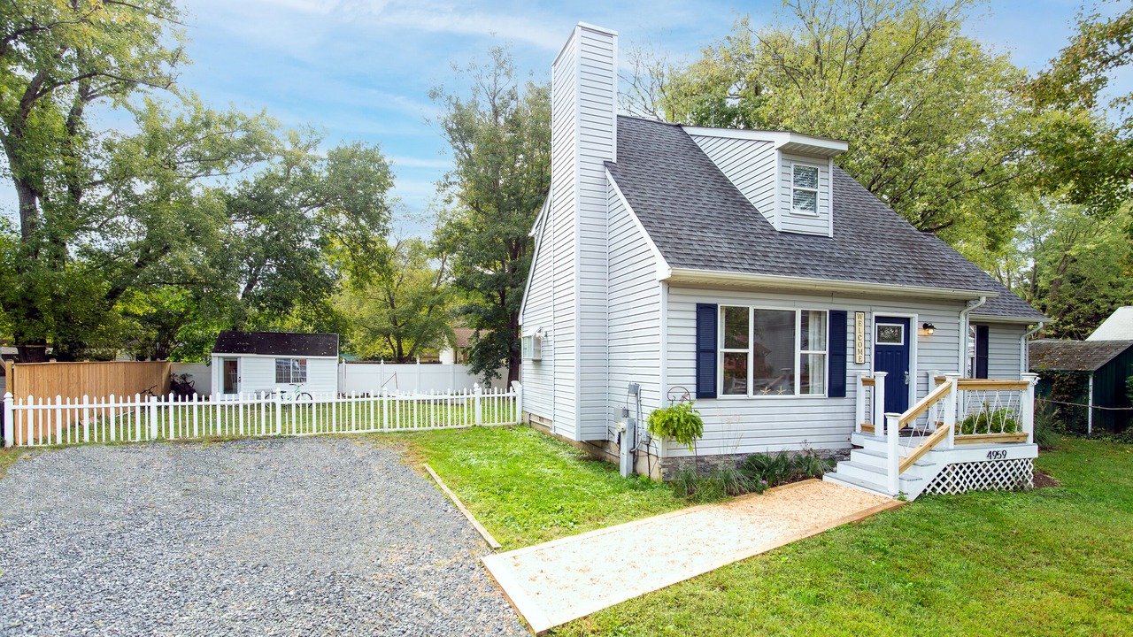 Photo of Bedroom in Shady Side