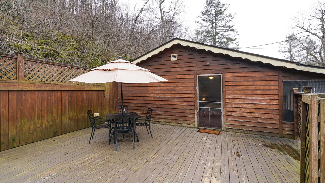 Photo of Outdoor in Elkins