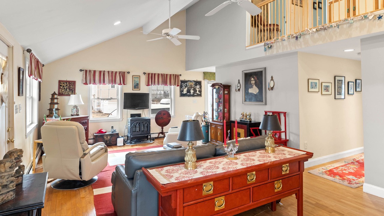 Photo of Bedroom in Newburyport