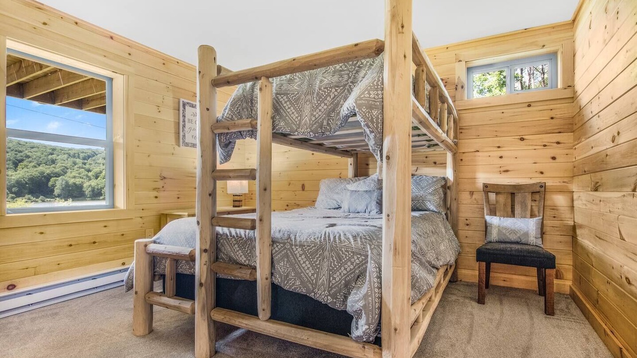 Photo of Bedroom in South Kortright