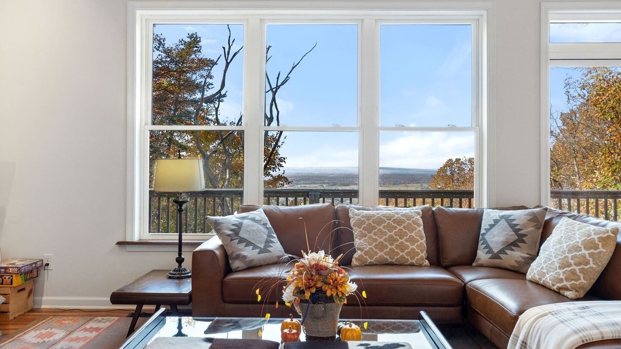 Photo of Livingroom in Keedysville
