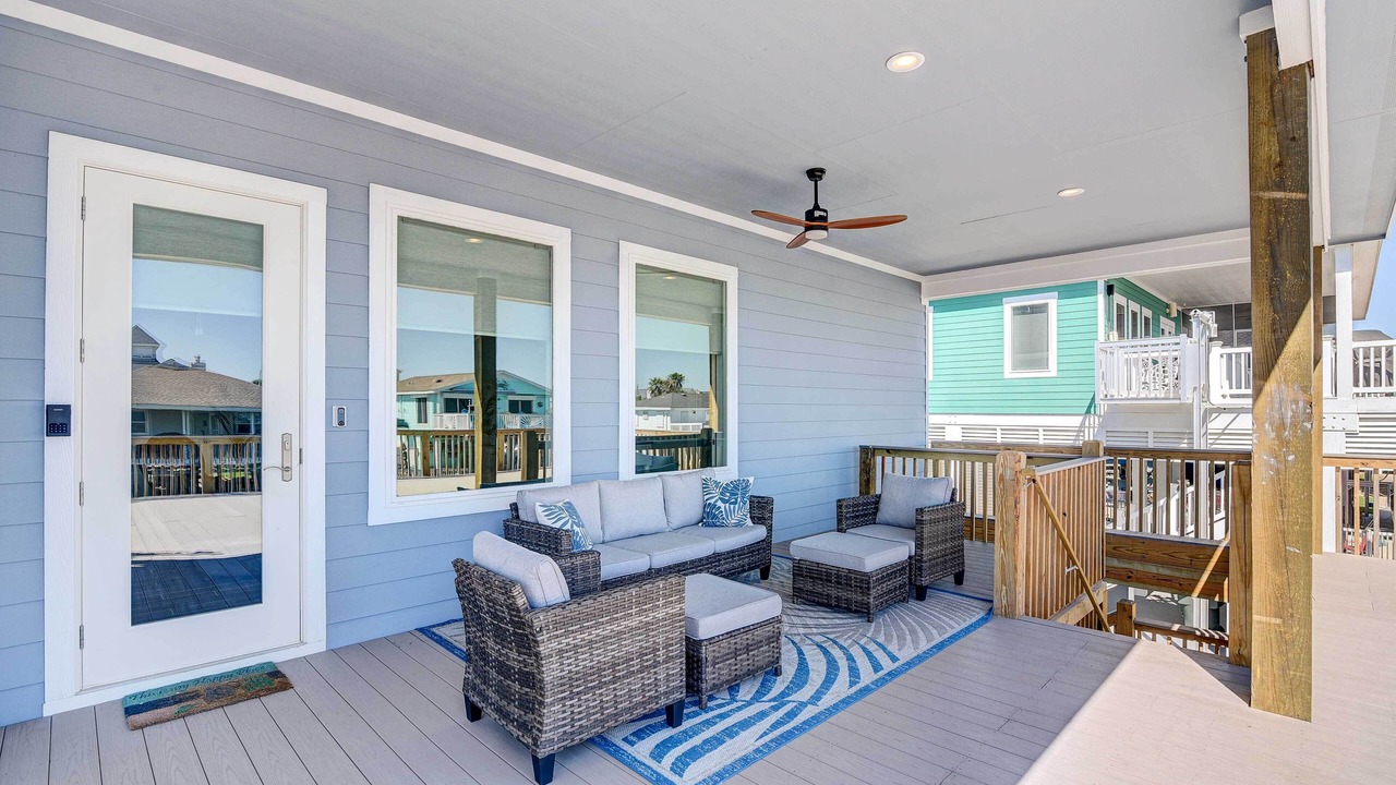 Photo of Patio Balcony in Terramar Beach