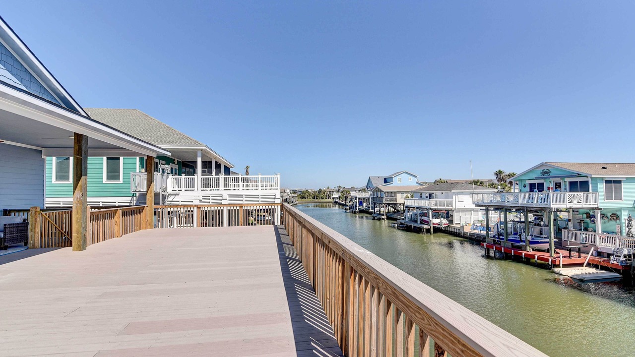 Photo of Patio Balcony in Terramar Beach