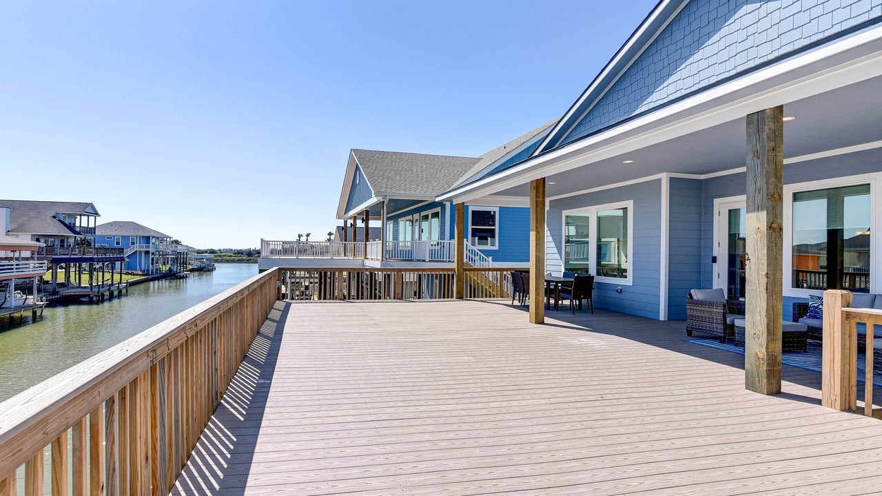 Photo of Patio Balcony in Terramar Beach