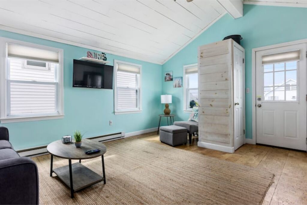 Photo of Livingroom in Salisbury Beach