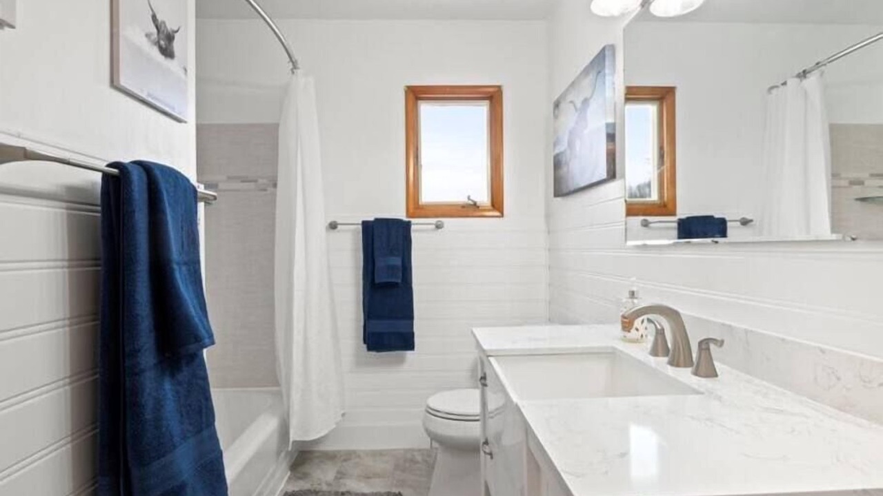 Photo of Bathroom in East Palmyra