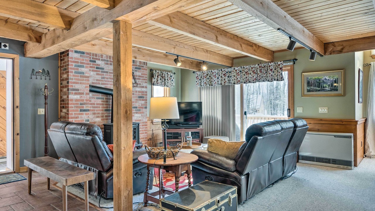 Photo of Livingroom in Intervale