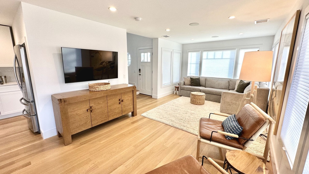 Photo of Livingroom in Westhampton Beach