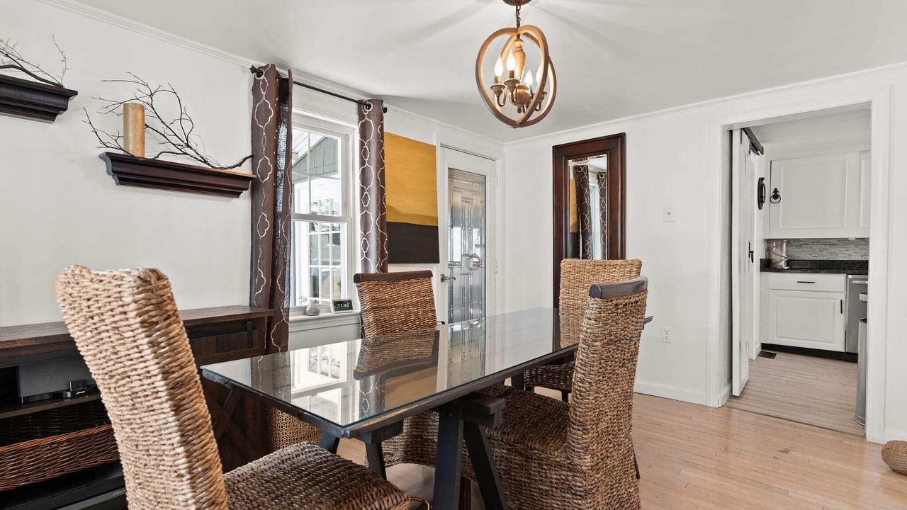Photo of Livingroom in Newbury