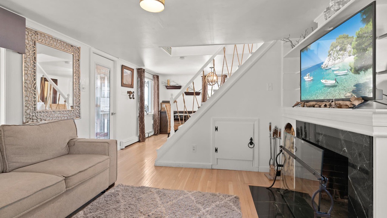 Photo of Livingroom in Newbury