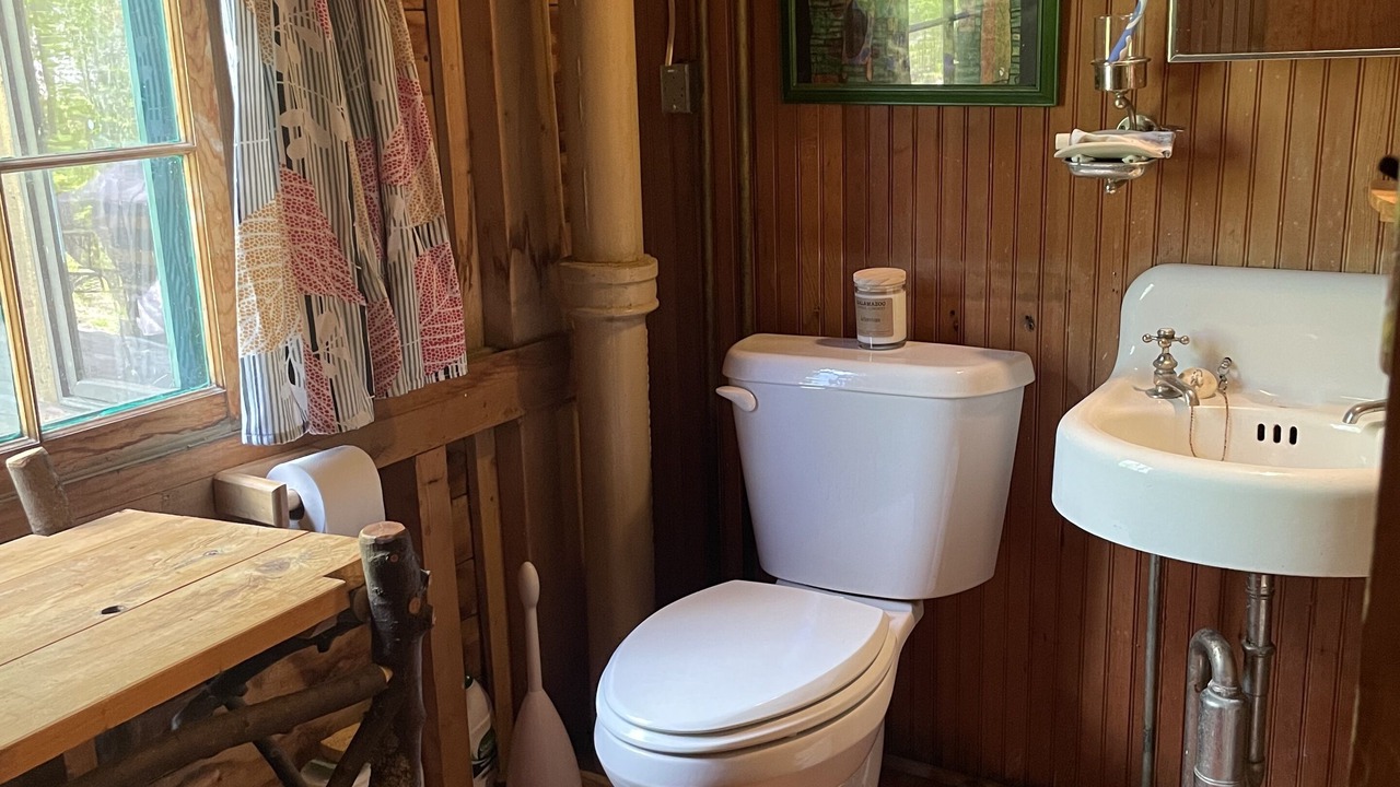 Photo of Bathroom in Weld