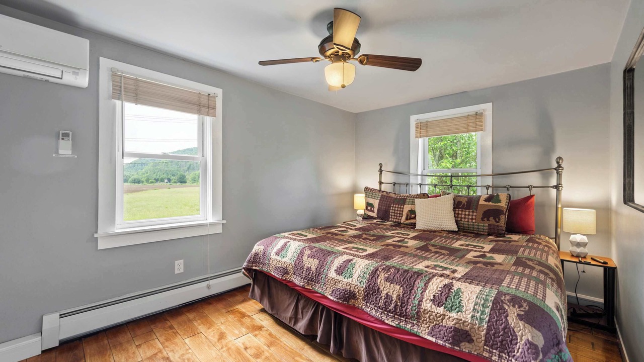 Photo of Bedroom in Great Valley