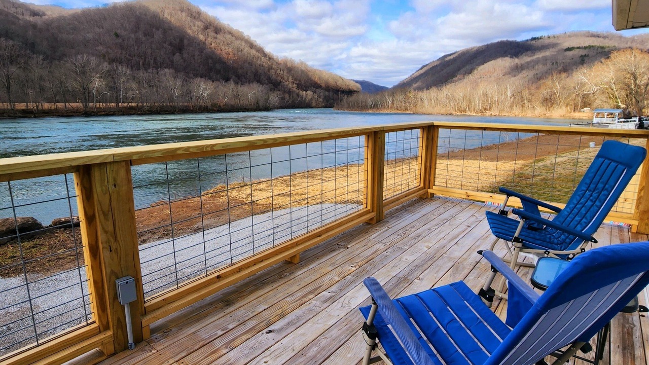 Photo of Patio Balcony in Meadow Bridge