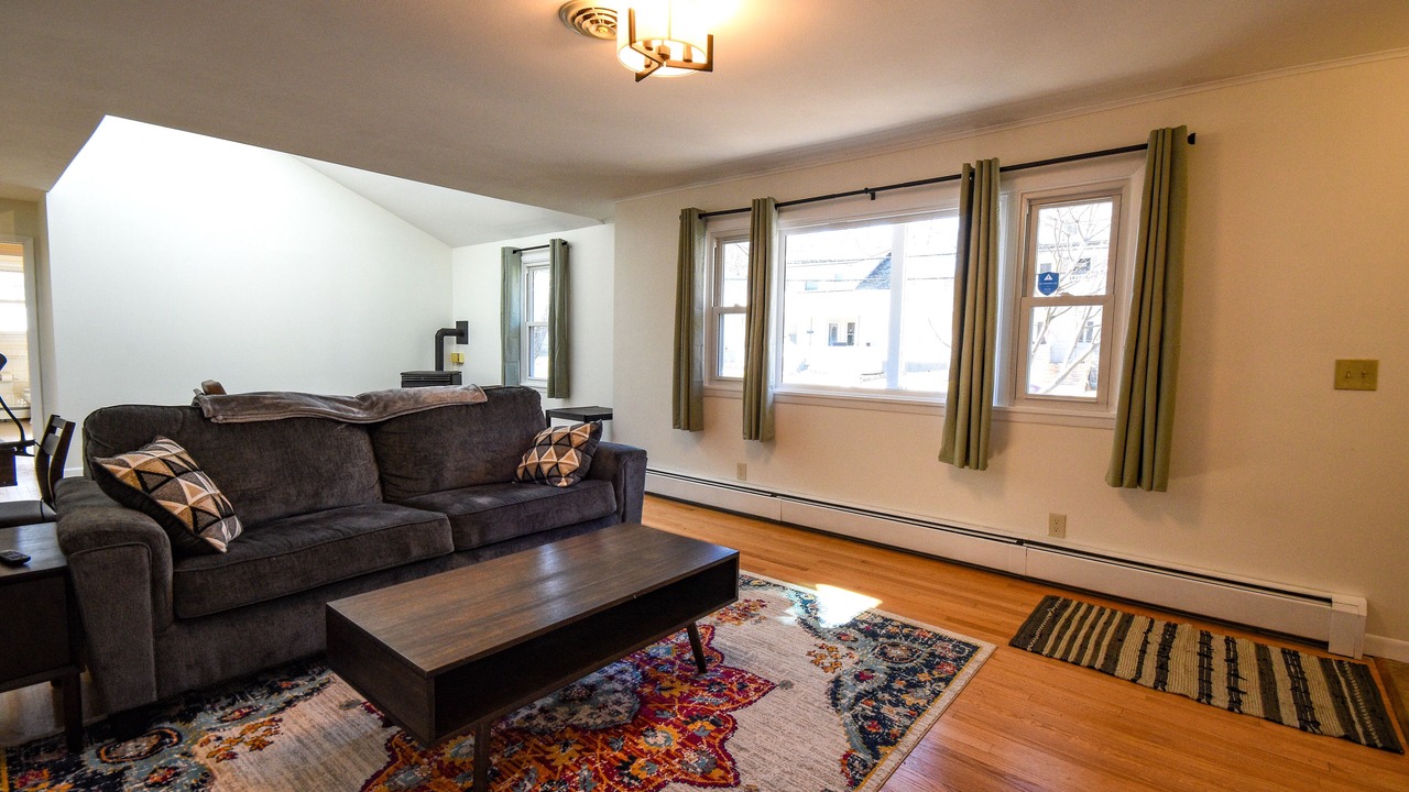 Photo of Livingroom in Bennington