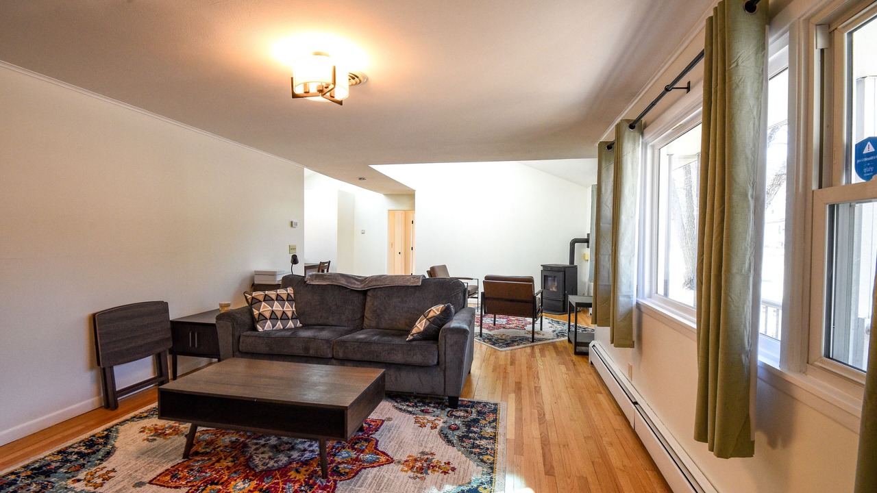Photo of Livingroom in Bennington