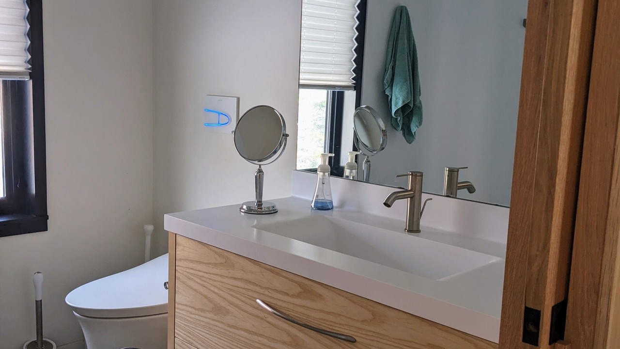 Photo of Bathroom in Graniteville