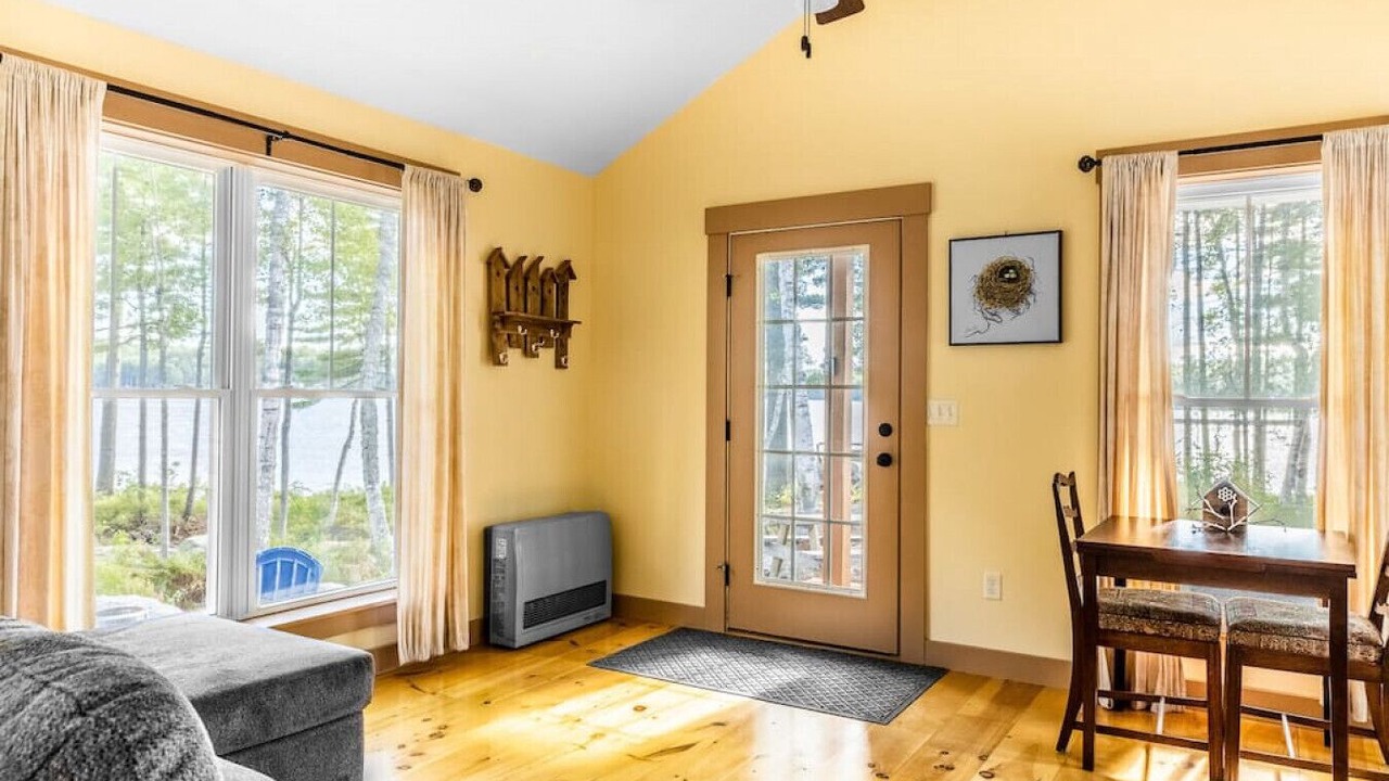 Photo of Livingroom in Otis